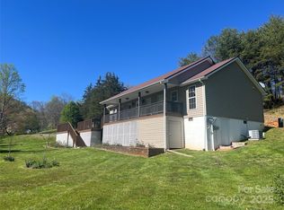 34 Southview Mdws, Whittier, NC 28789