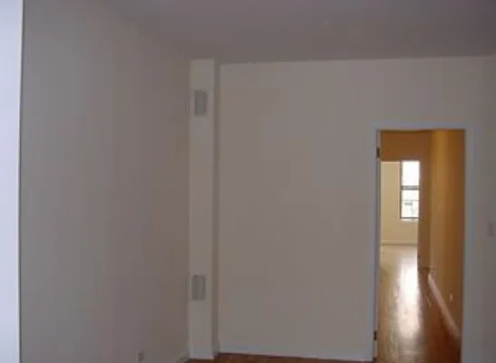 Rented by Urban Real Estate Inc | media 43