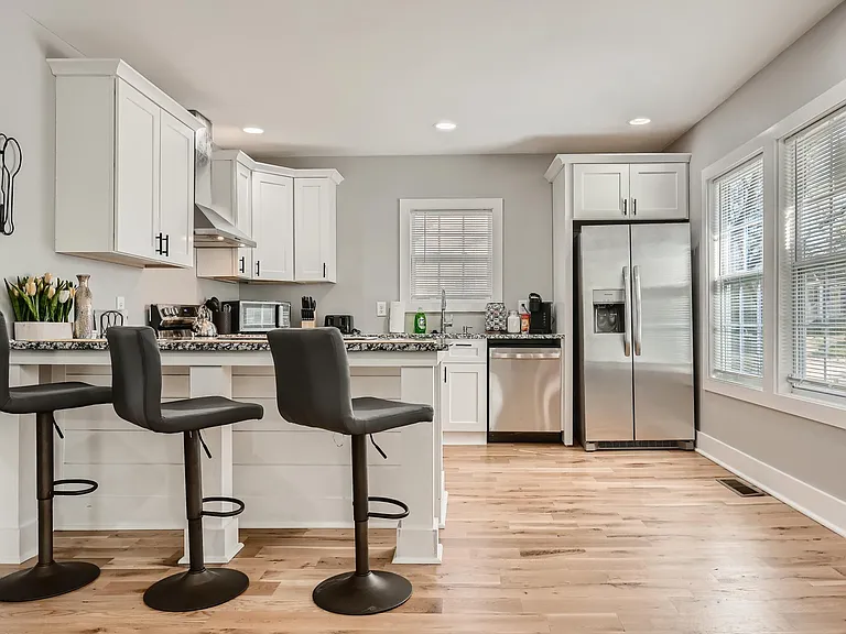 1133 Mayland Cir SW — Photo 13