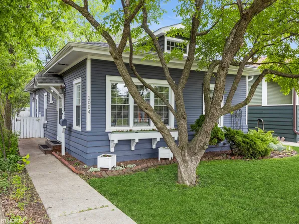 1024 S Taylor Ave, Oak Park, IL 60304