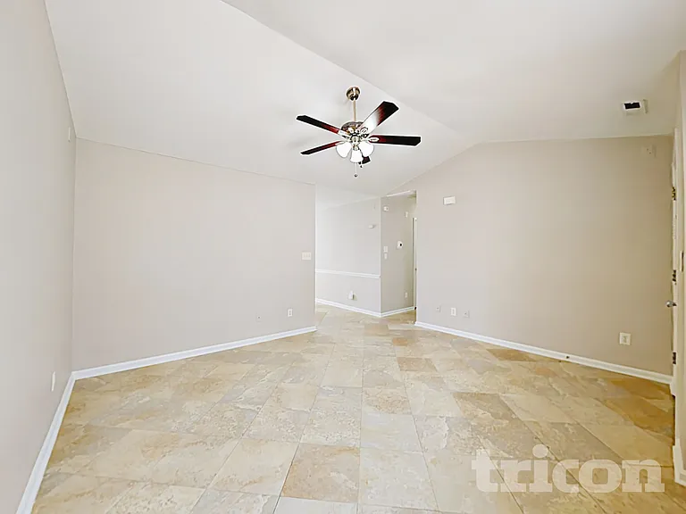 4626 Falcon Chase Dr SW — Photo 5