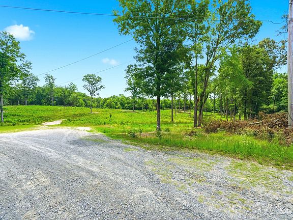 3rd image of 2518 Cabarrus Farms Rd