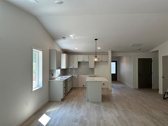 4th image of 4352 Studebaker Lane