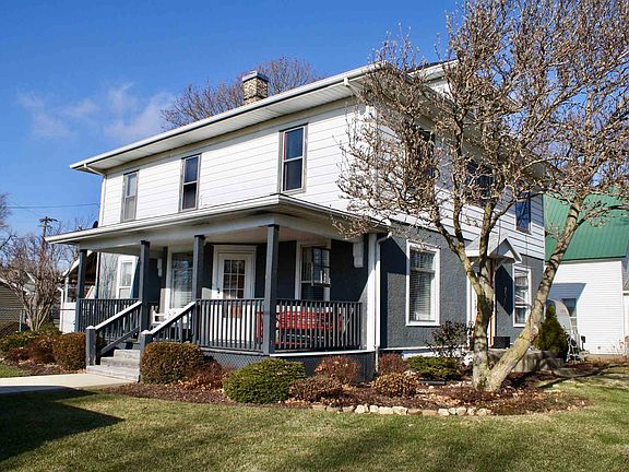 3rd image of 5820 N Main St