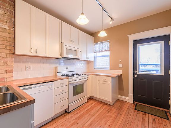 2nd image of 506 Newton Ave N APT 3