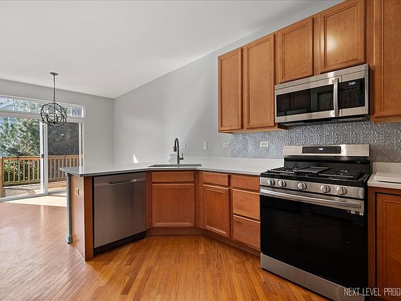 2nd image of 354 Wolcott Ln #354