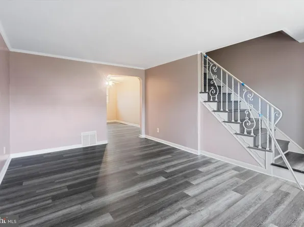 2031 Heather Rd, Folcroft, PA 19032