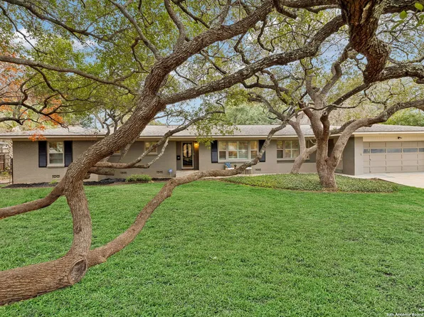 110 FIVE OAKS DR, San Antonio, TX 78209