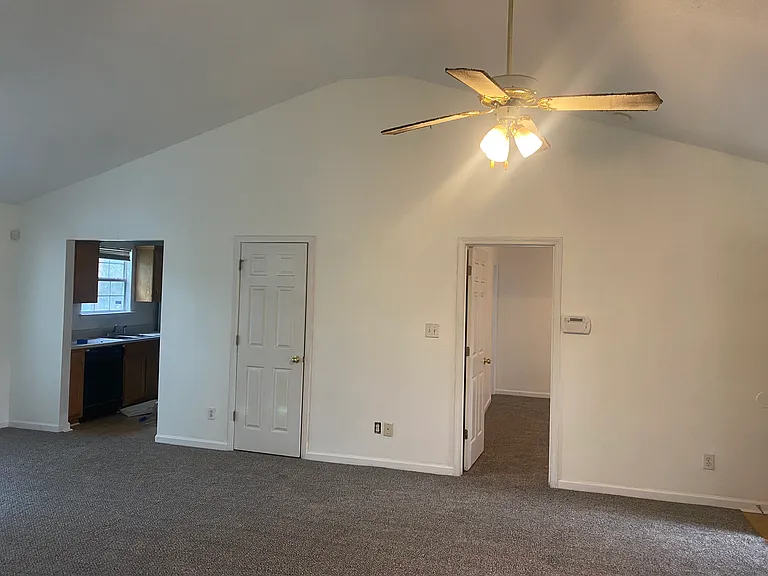 367 Eagles Nest Way — Photo 4