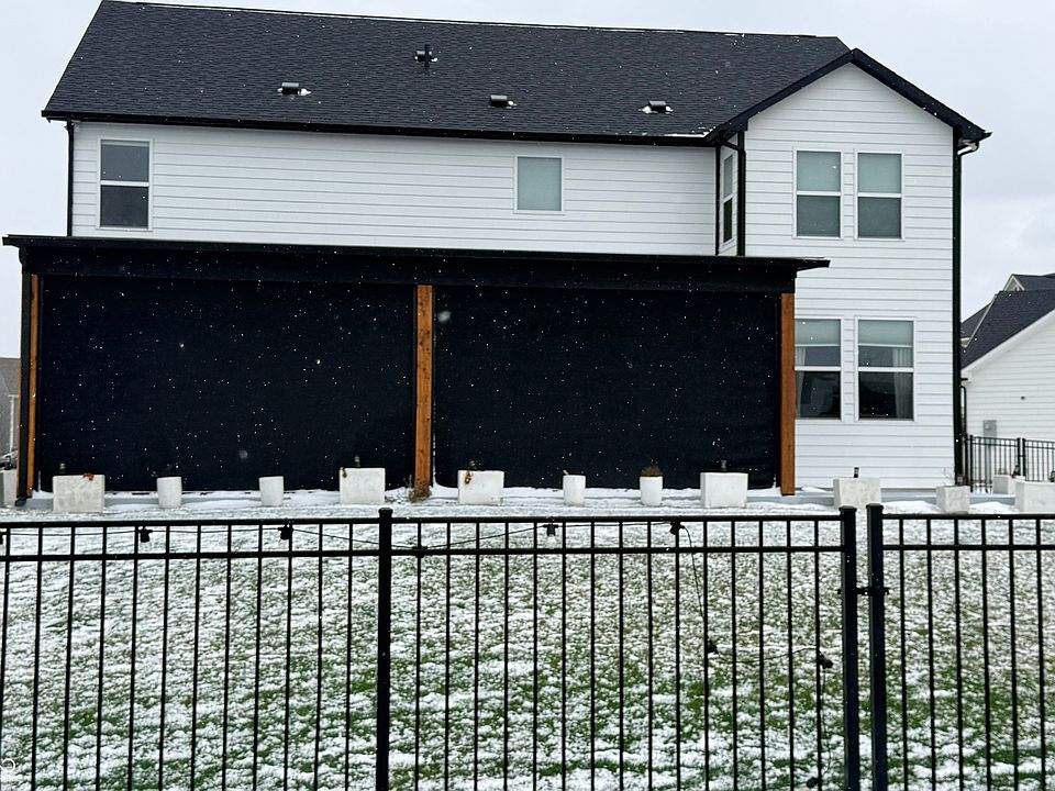 2nd image of 842 Hidden Willow Ct