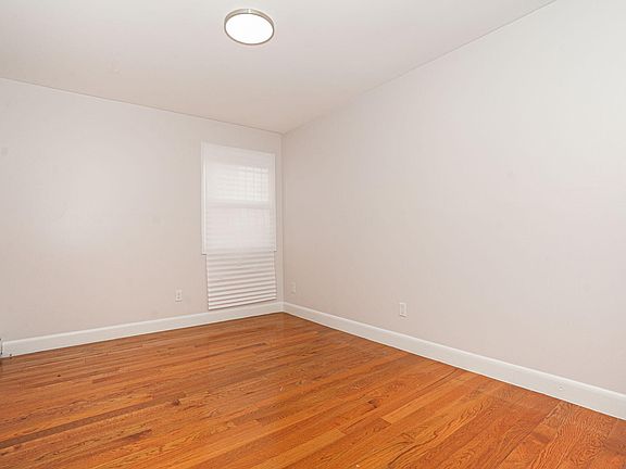 4th image of 23-17 Regina Ave Floor 1