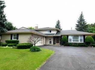 1102 S Beechwood Dr, Mount Prospect, IL