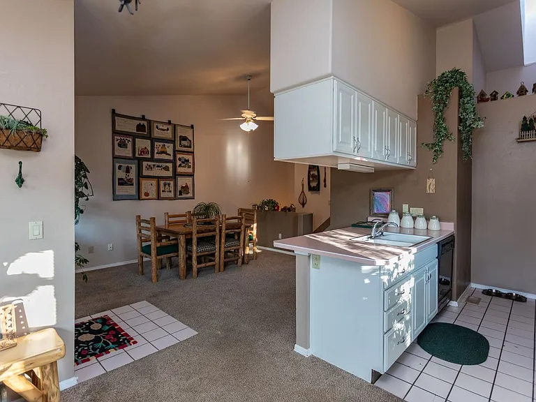 111 Iveystone Ct — Photo 7