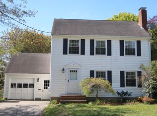 38 Fairview Ave, Augusta, ME 04330