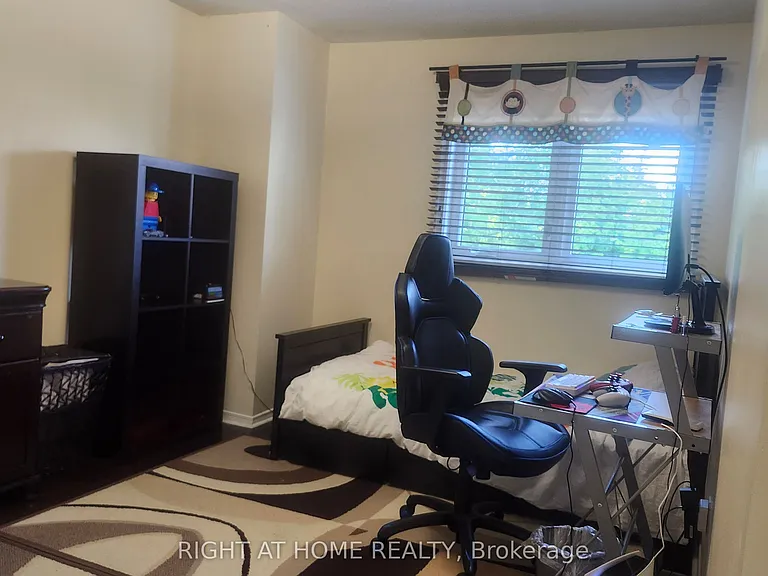 59 Havenhurst Cres — Photo 19