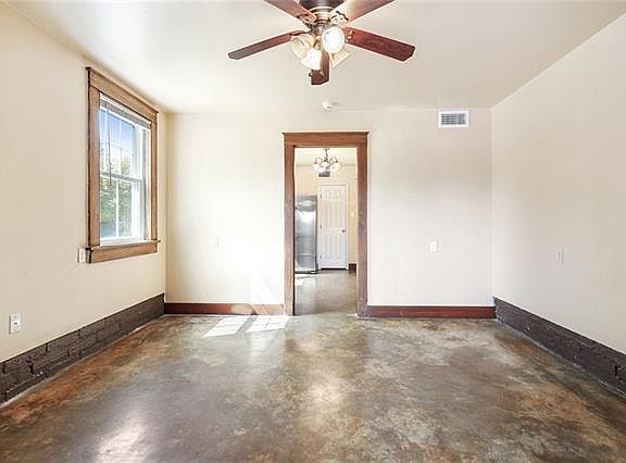 3rd image of 4300 Orleans Ave