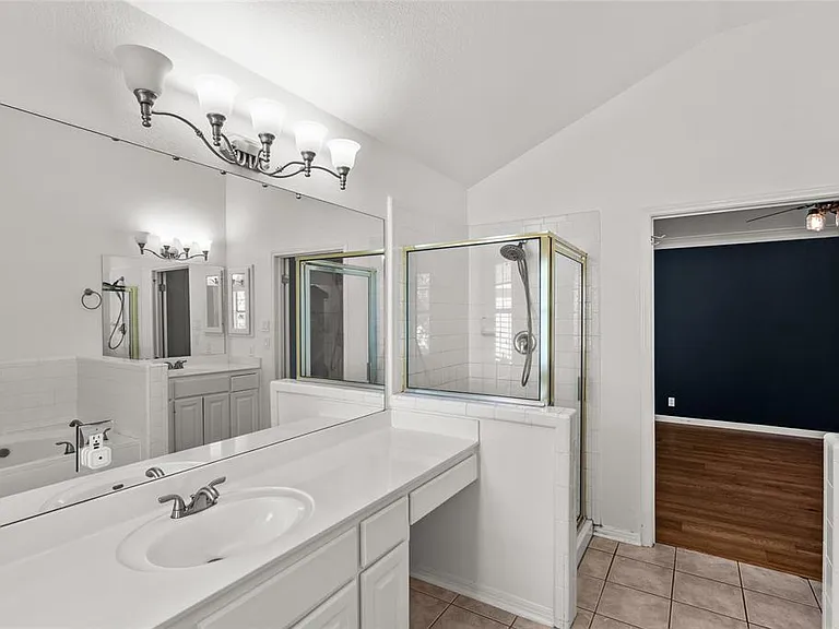 3901 Caney Creek Rd — Photo 11