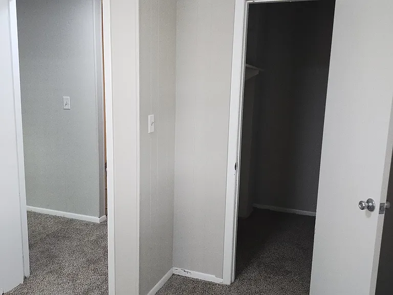 1900 N Dixie Ave #21 — Photo 10