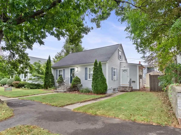 221 Youville Street, Manchester, NH 03102