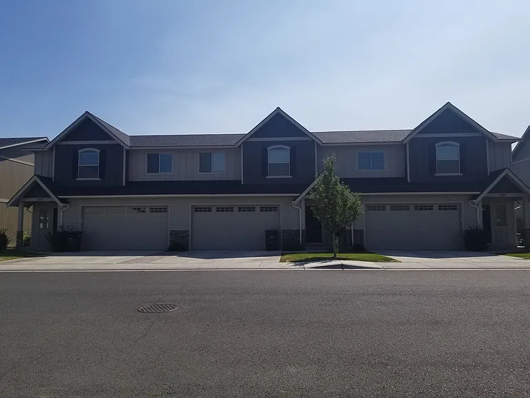 7216 W Chestnut Ave — Photo 1
