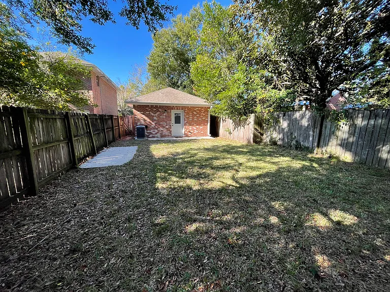 1116 N 7th Ave — Photo 10