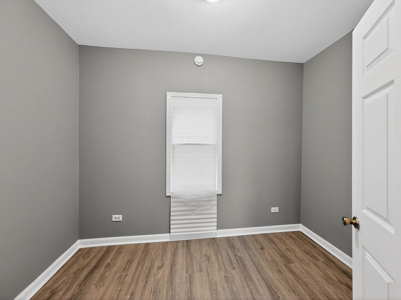 2 bed, 1400 sqft, $1,190 — Photo 3