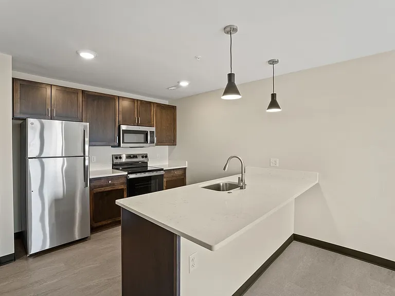 275 Lofts at Kingston Yard — Photo 110