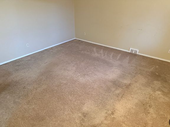 5th image of 6193 N Bankle Ct