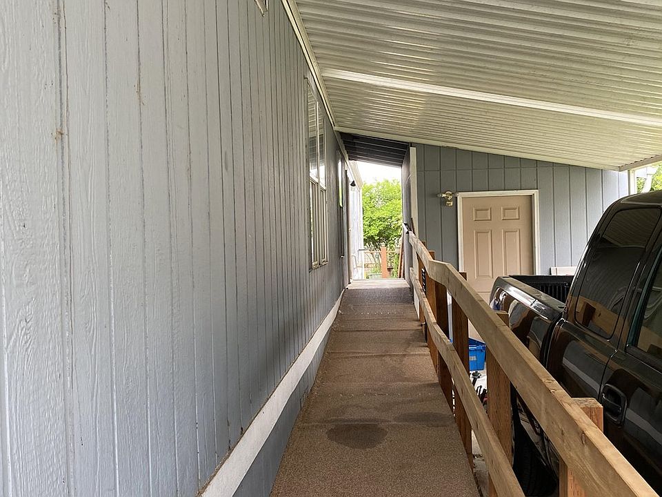 87860 Territorial Rd Space 102, Veneta, OR 97487 | MLS #312941051