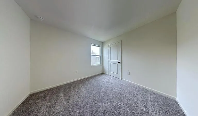 2068 Kentucky Rd — Photo 18