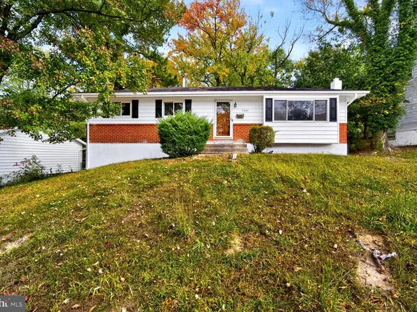 5604 Dundalk Dr, Oxon Hill, MD 20745