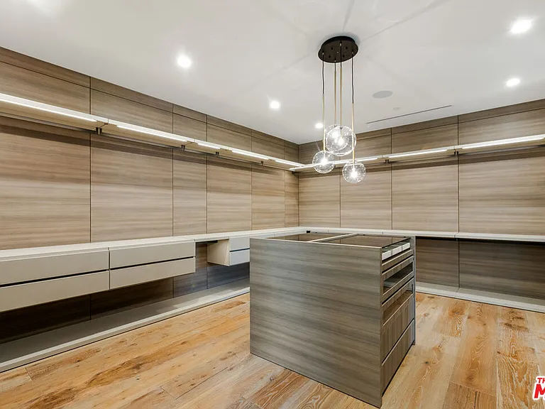 738 N Harper Ave — Photo 30