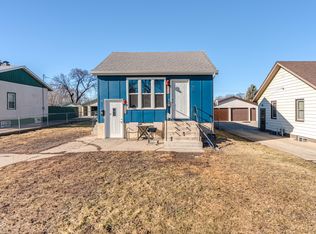 716 N 21st St, Bismarck, ND 58501