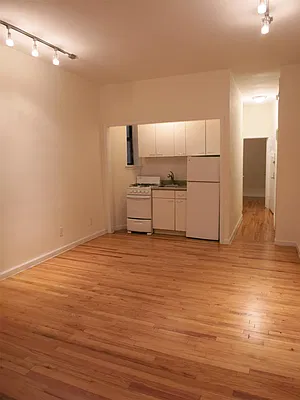 Rented by City & Suburban | media 7