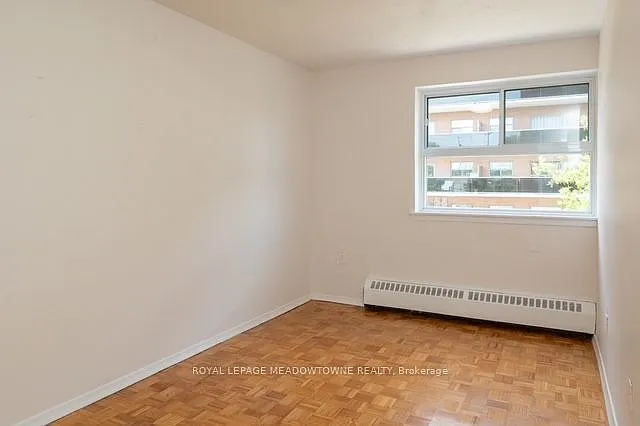 1017 Seneca Ave #508 — Photo 18