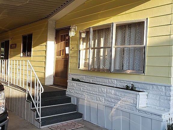 5th image of 2402 W 16th St Lot A6