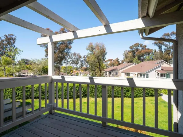 213 Diamond Way APT 226, Vista, CA 92083