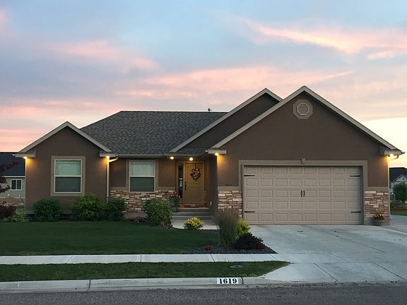 2nd image of 1619 N Indian Hollow Dr