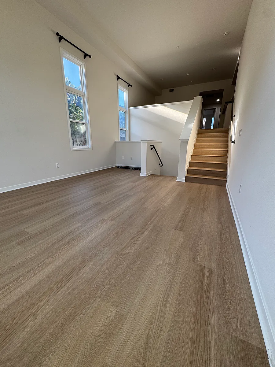 Living room - 2963 Glascock St