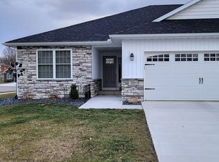 785 Clairmont Ave, Napoleon, OH 43545