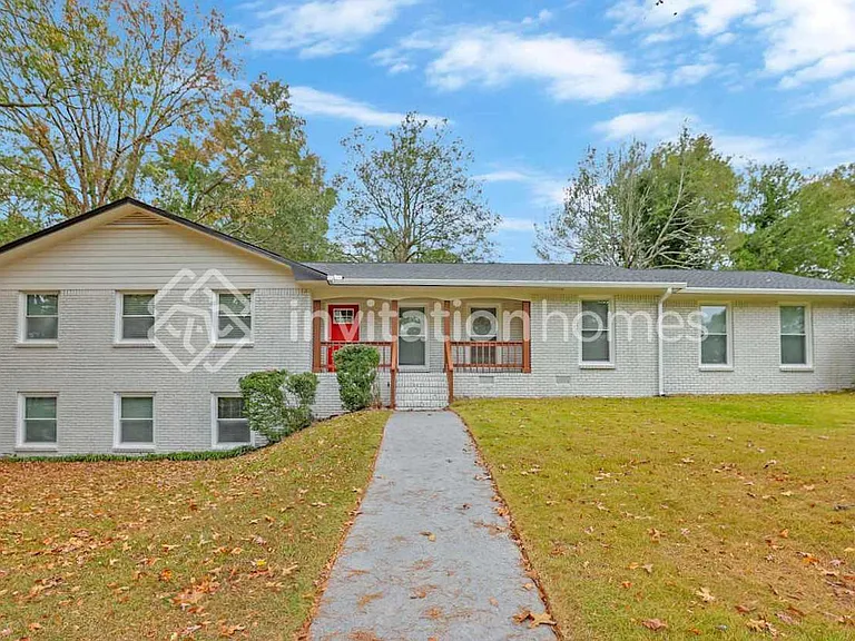 3570 Greentree Farms Dr — Photo 1