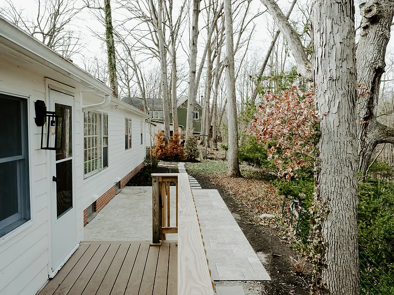 916 Richmar Dr — Photo 32
