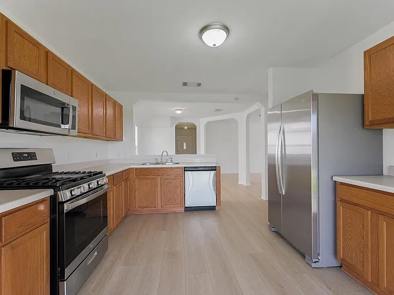 17817 Majestic Elm Ln — Photo 6