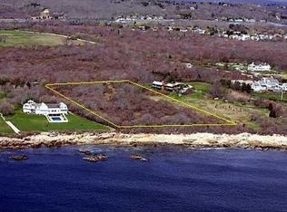 25 Peaked Rock Rd, Narragansett, RI 02882