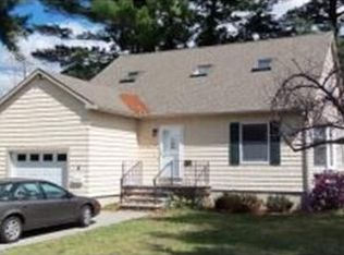 4 Dane St, Nashua, NH 03060