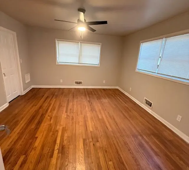 2439 Plantation Dr — Photo 4