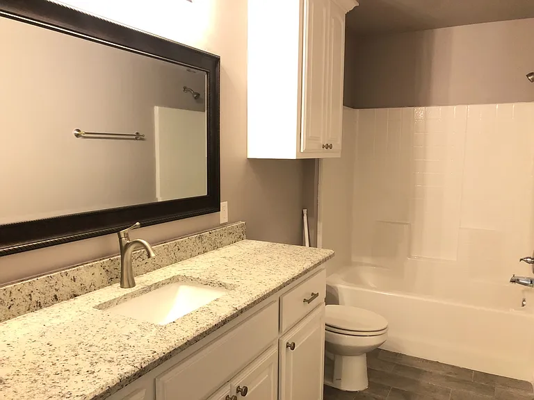 1540 Savannah Cir — Photo 22