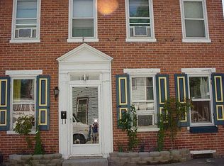 27 W Locust St, Mechanicsburg, PA
