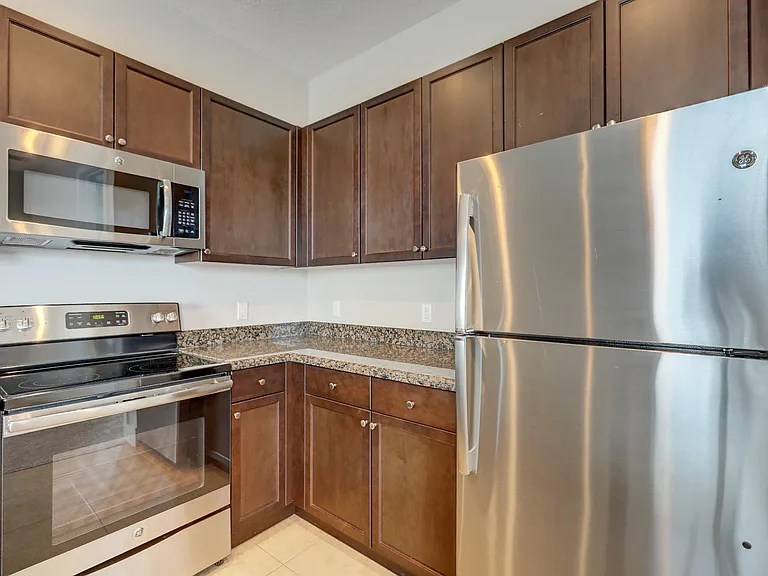 6044 Curie Pl — Photo 5