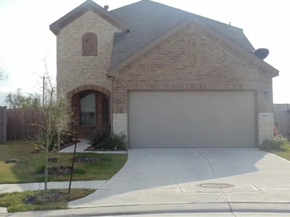 3083 Hawthorne Glen Ln, Dickinson, TX 77539